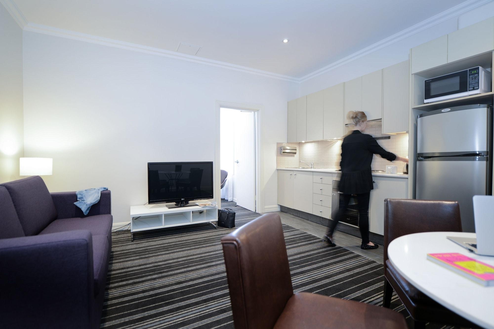 Hotel Perouse By Sydney 3*